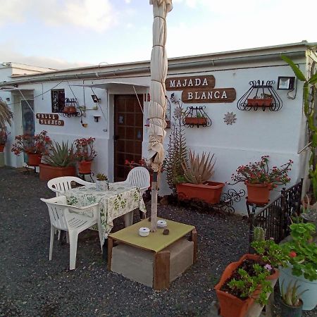 Majada Blanca Apartment Antigua  Exterior foto
