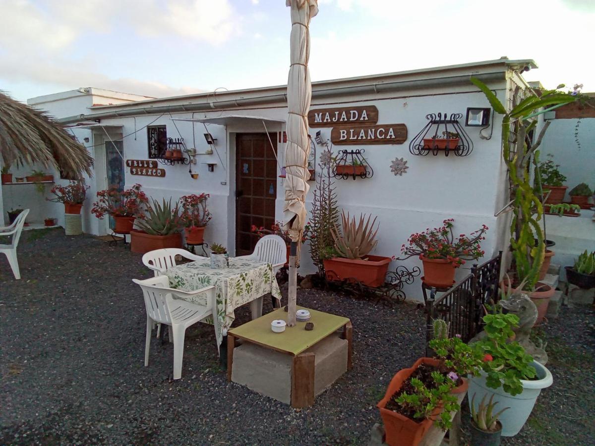 Majada Blanca Apartment Antigua  Exterior foto